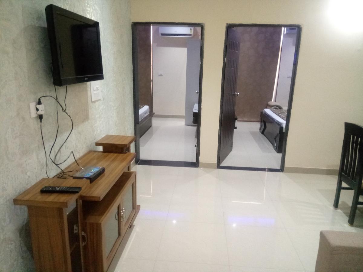 Hotel Anamsa Residency Vrindāvan Exterior foto